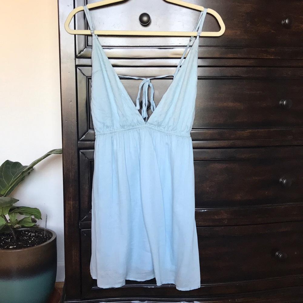 Closet closing